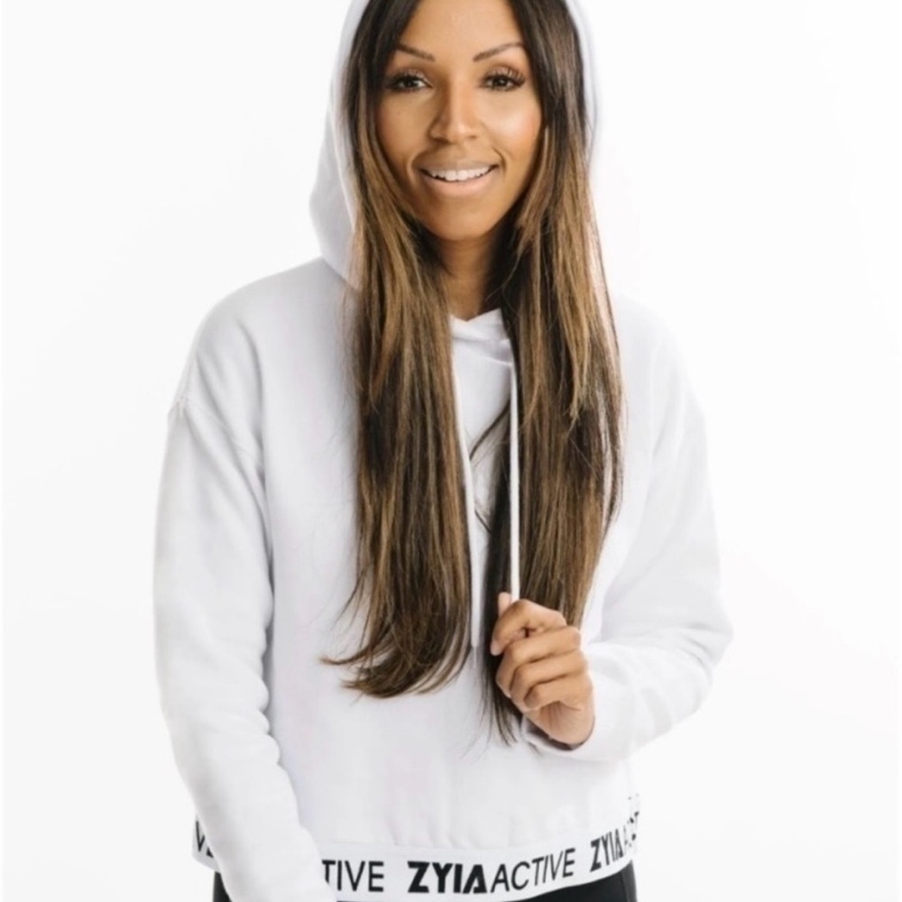 ZYIA White Cropped Hoodie Sweatshirt